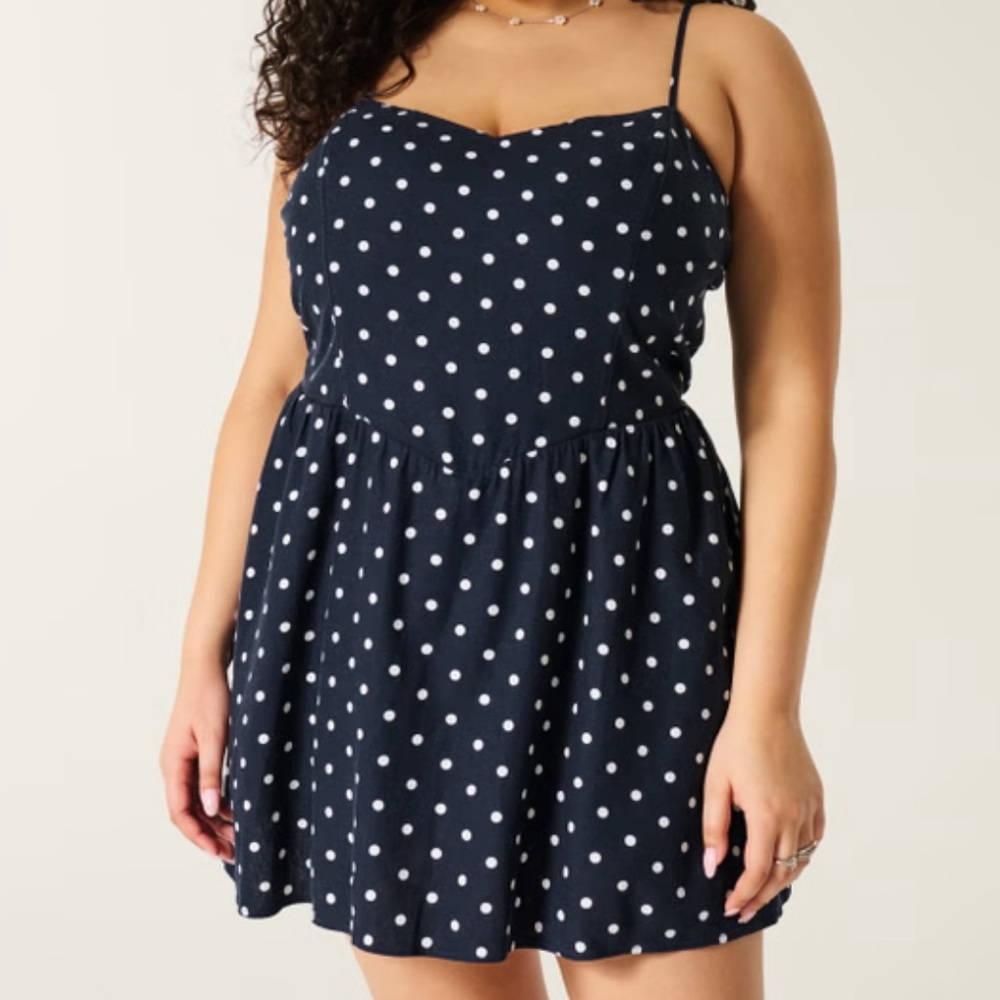 Hollister Open-Back Linen-Blend Mini Dress. - Picture 2 of 6